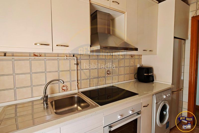 Foto 9f7d50c6-e845-4baf-92e3-09152f336b94. Location appartement avec chauffage dans Centro Cuenca