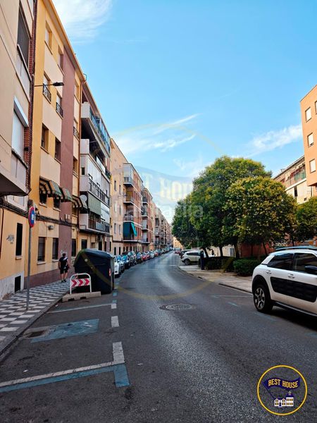 Foto 53ddad95-f1a6-4ba8-ac16-081b7050ebbc. Flat with heating in Centro Cuenca