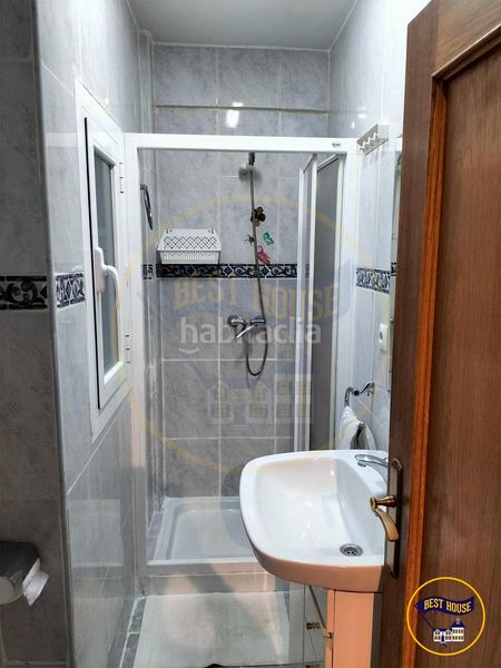 Foto d0b7b8ed-17be-4b8e-ab4e-27b9fd55042a. Flat with heating in Centro Cuenca