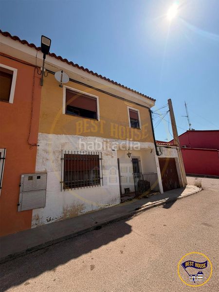 Foto 6e7d19d6-f8fc-4be4-8e17-19b601fb2731. Casa adossada amb calefacció aparcament a Valeras (Las)