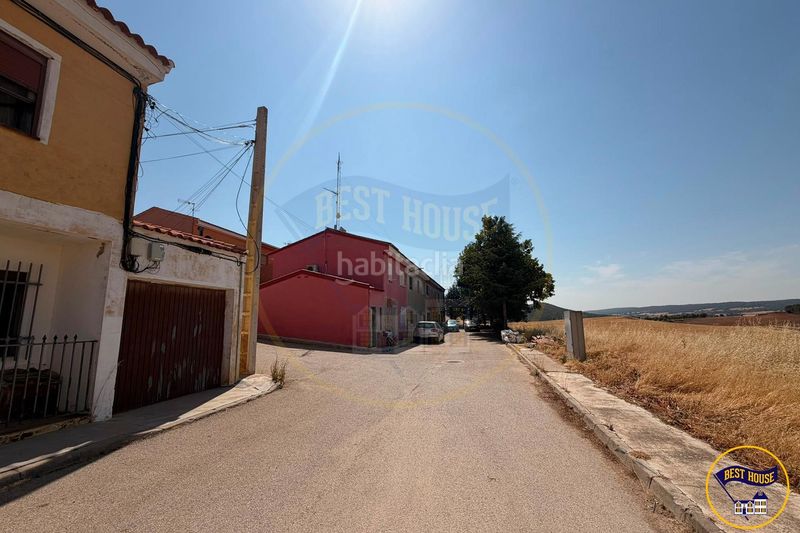 Foto a0e91051-0467-4ed4-a47d-7406ead6f86f. Casa adossada amb calefacció aparcament a Valeras (Las)