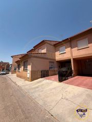 Casa a schiera  Hospital. Chalet adosado en venta en motilla del palancar