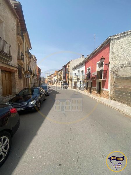 Foto 488a96cc-8ac2-4e8b-b1ae-04d1f24c1c46. Piso  en venta en Priego