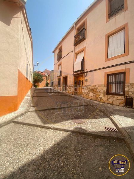 Foto 87e6829e-3bbc-4876-94c7-afbb34c8b238. Piso  en venta en Priego