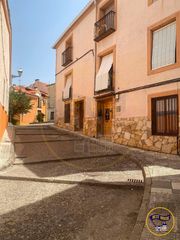 Etagenwohnung  Puerta molina. Piso en venta en priego