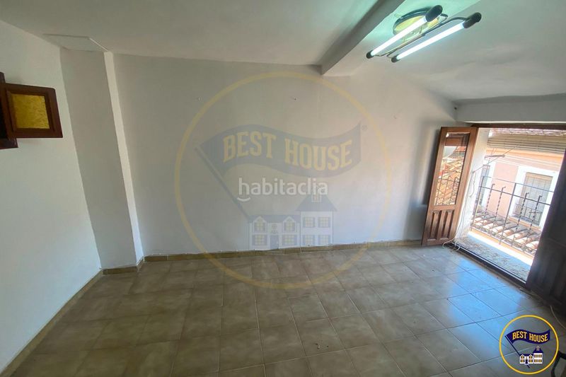 Foto 7c6dc548-b632-4b1c-b4fa-be3188e80333. Piso  en venta en el casco antiguo en Casco Histórico Cuenca