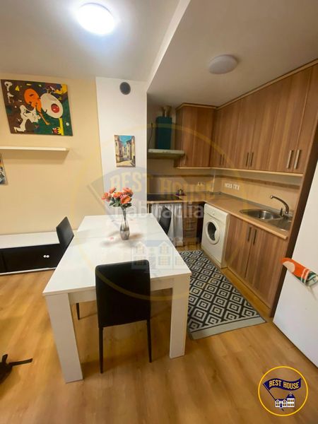 Foto cfe6b3ee-3b99-48a5-be25-72ff7705f636. Flat with heating in Chillarón de Cuenca