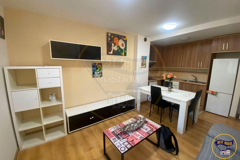 Foto fba3c834-2cd3-4891-b957-d0963bdd1a59. Flat with heating in Chillarón de Cuenca