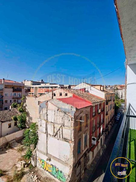 Foto fa6b1f1c-01b9-4e4d-a94c-3fe2ed4dc7e0. Miete etagenwohnung mit heizung in Centro Cuenca