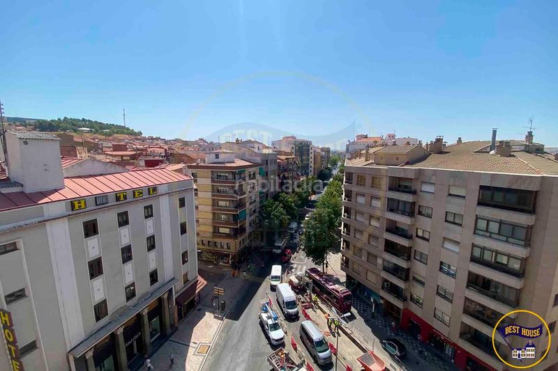 Foto 732eda99-c9e6-4b59-b847-c9f43042c4d4. Flat with heating in Centro Cuenca