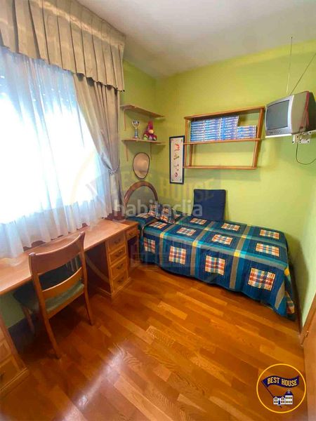 Foto c06b6d29-4deb-475b-b186-0d5c07c01298. Flat with heating in Centro Cuenca