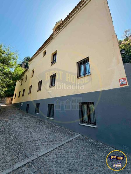 Foto 535cc861-4901-4359-bfb0-7578cdb840e2. Gebäude in Casco Histórico Cuenca