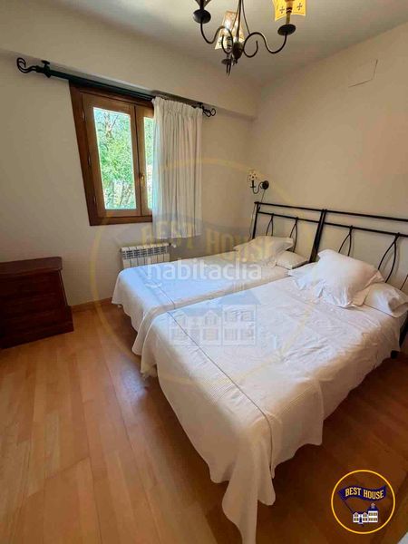 Foto a9953055-af41-4806-91d9-bbfce9eff0a5. Gebäude in Casco Histórico Cuenca