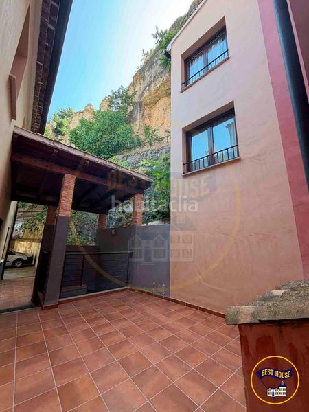 Foto b1c3b922-e875-404c-96ac-5739f95c023d. Gebäude in Casco Histórico Cuenca