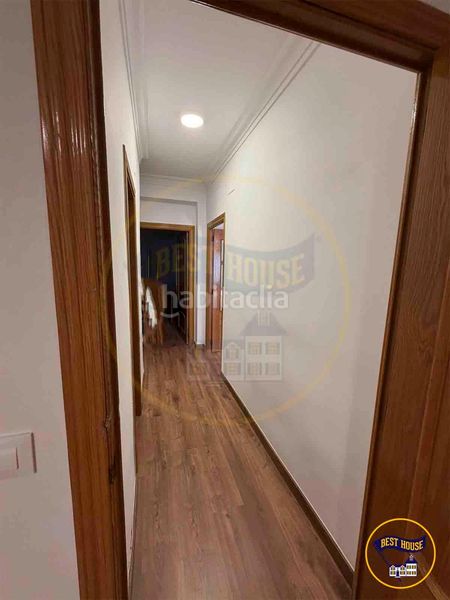 Foto 012b452d-4903-4e36-bca5-430bc99c5dfd. Rent flat with heating in Centro Cuenca