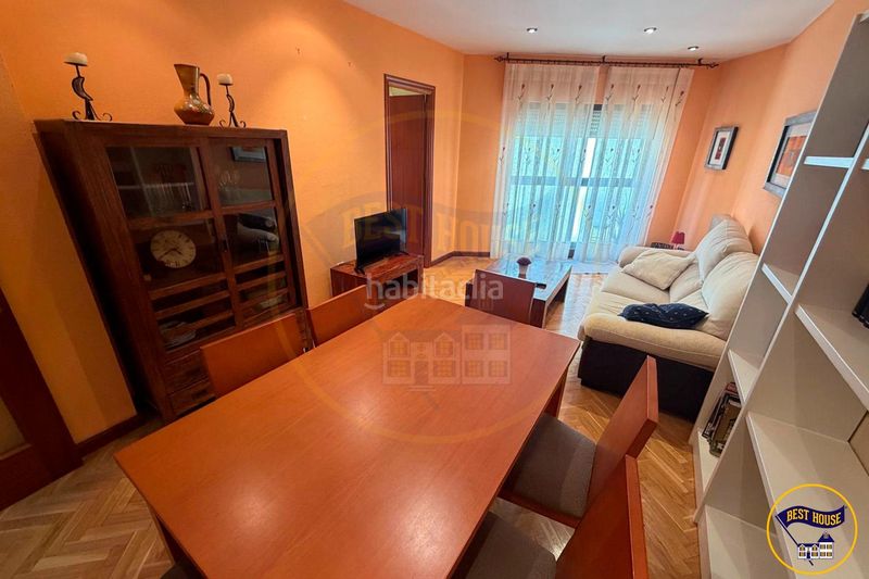 Foto 7a9bbef5-22ee-41a4-998a-ecbd80f2ba9b. Miete etagenwohnung mit heizung in Centro Cuenca