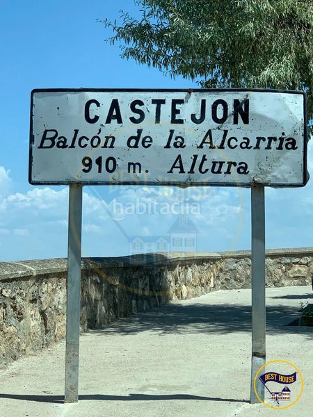 Foto 0a9ab544-b019-4113-8079-e623ba571d50. Casa amb calefacció aparcament a Castejón
