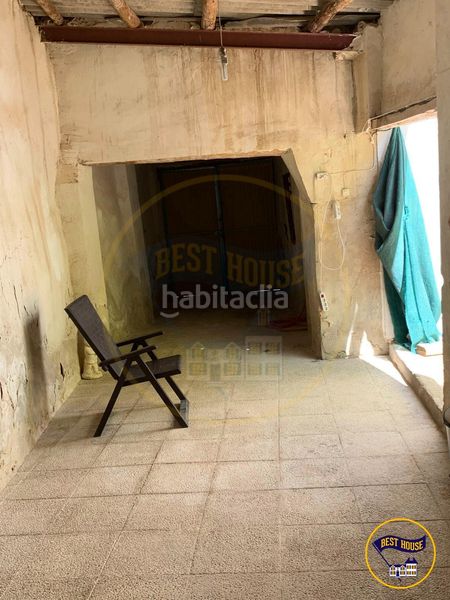 Foto d18d36ef-eefc-463f-b91d-66839ae660c6. Casa amb calefacció aparcament a Castejón