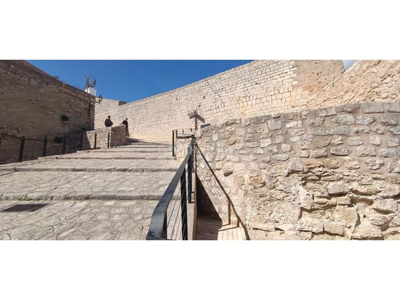 Foto 006920d8-3eea-4a9b-aa06-a63ae549d20d. Pis a Dalt Vila-La Marina Ibiza