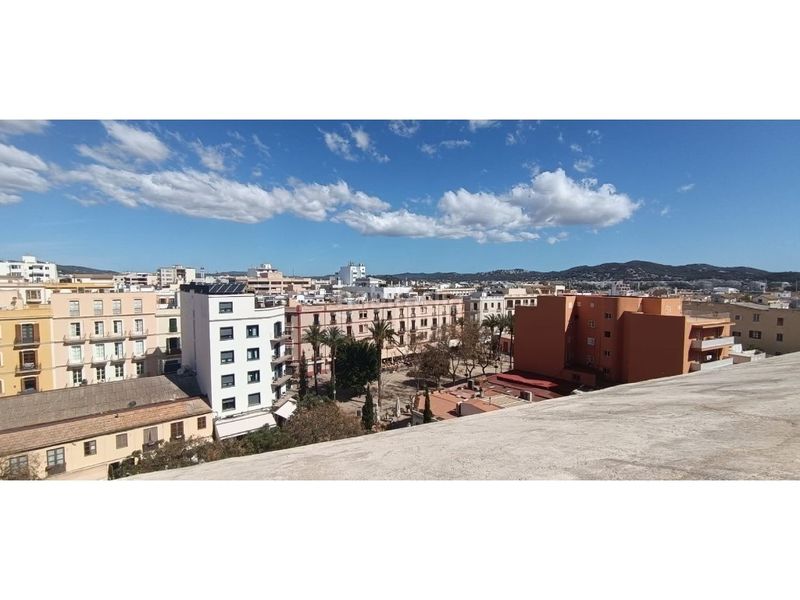 Foto 238da3f2-42b3-4868-b303-6543ab579d45. Pis a Dalt Vila-La Marina Ibiza