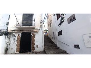 Pis  N/a. Vivienda histórica en el centro de ibiza con gran potencial de r