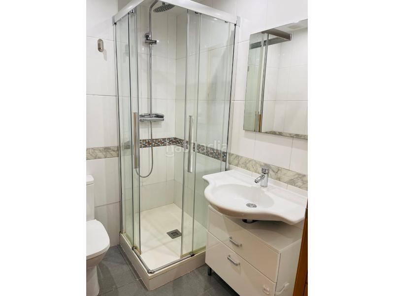 Foto 76e351fa-7d3d-4107-936f-dbf7485af813. Alquiler piso  en playa d embossa en alquiler anual a partir de noviembre piso con vistas al mar en playa den bossa en Ibiza