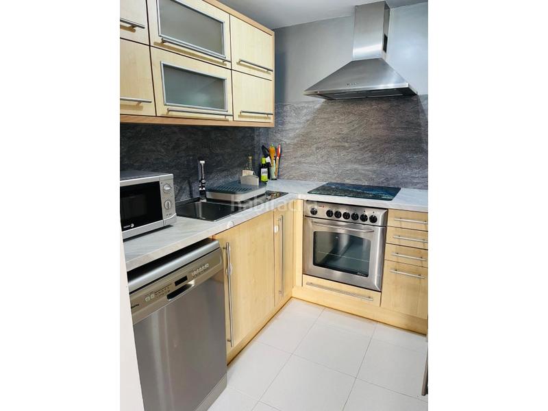 Foto f5517018-69fe-4361-92ee-f7db845415ab. Alquiler piso  en playa d embossa en alquiler anual a partir de noviembre piso con vistas al mar en playa den bossa en Ibiza