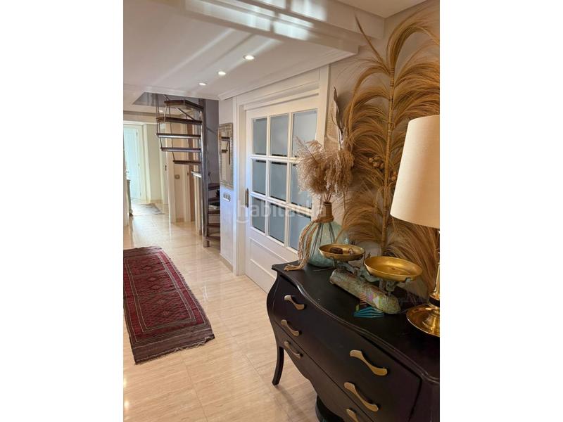 Foto ecfa70df-88b1-4674-990e-ecd6d55d06ac. Attique avec parking dans S´Eixample-Can Misses Ibiza