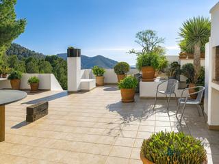 Attique  Calle las lavandas. Espectacular ático con solárium, vistas al mar y a la montaña en