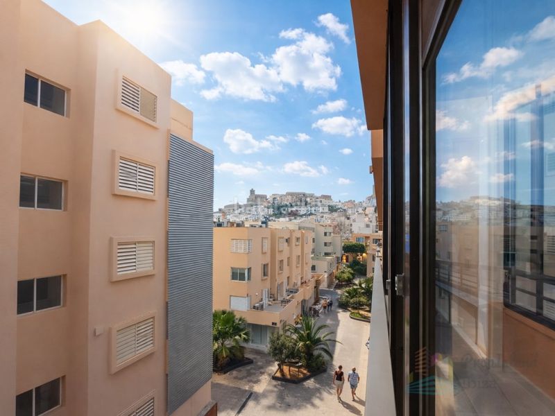 Foto ae3e9754-7d77-46ab-95e0-e28eeb891f24. Pis a S´Eixample-Can Misses Ibiza