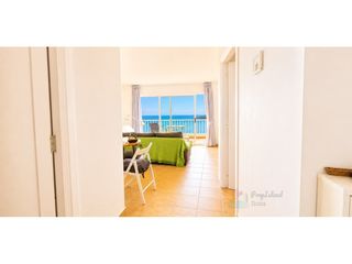 Rent Penthouse  Avenida cala nova. Ático exclusivo en alquiler de temporada 2026 en cala nova con v