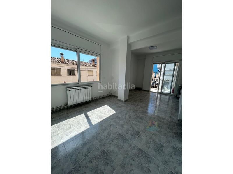 Foto 91f899b3-16fe-46bb-b912-7d668b3287cf. Pis a Els Pins Blanes