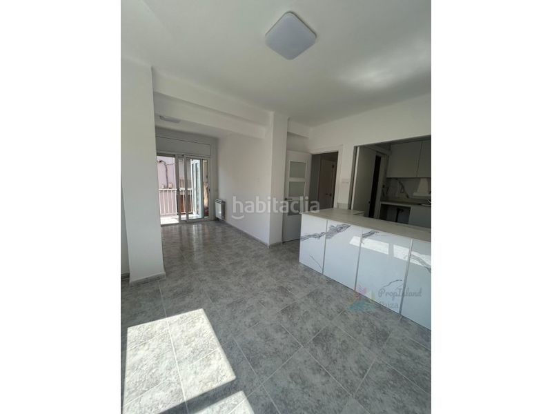 Foto c121740a-d7eb-47d3-847b-484db6c45554. Pis a Els Pins Blanes