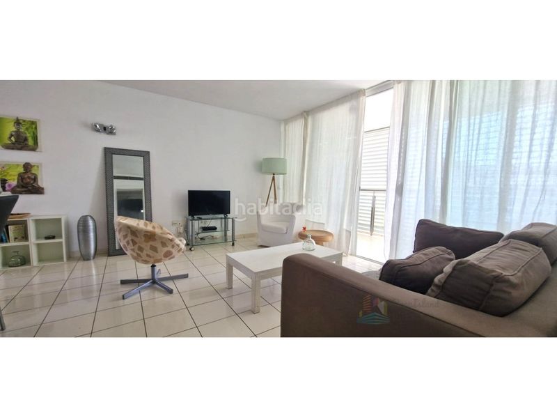 Foto 89fd11b7-3638-4407-88df-7644fd83d8cc. Miete appartement mit parking in Ses Figueretes - Platja d'en Bossa - Cas Serres Ibiza