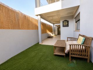 Erdgeschoss  Calle corona. Bajo con gran terrazajardín en can misses ibiza