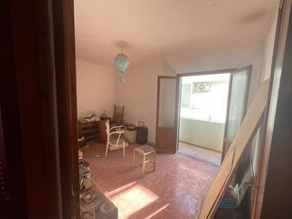 Piso  Calle madrid. Piso para reforma integral con dos terrazas en ubicación céntric