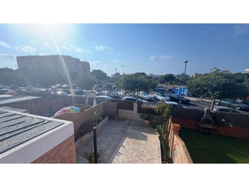 Foto 5c43aeed-fd68-44b7-aa13-36613334673a. Affitto duplex con parcheggio in Ses Figueretes - Platja d'en Bossa - Cas Serres Ibiza