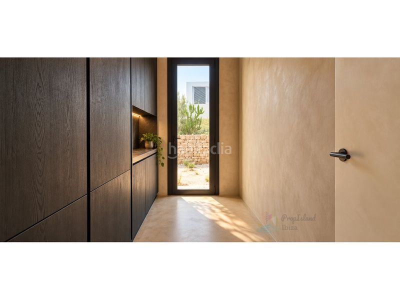 Foto 799d78c8-8837-4ea1-b7f6-4d4f9d27923d. Casa amb aparcament a Santa Eulària des riu Santa Eulària