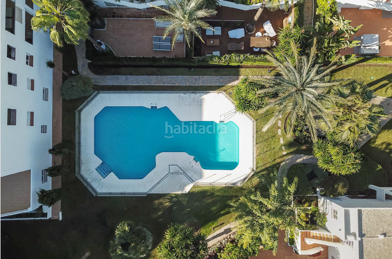 Foto 0a1b7ebe-6d93-4ad9-ab13-a0336f3deba7. Apartamento en Nueva Andalucía centro Marbella