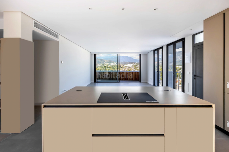 Foto 7ac2b07f-2933-4cc4-9481-47f480f9cb31. Apartamento en Nueva Andalucía centro Marbella