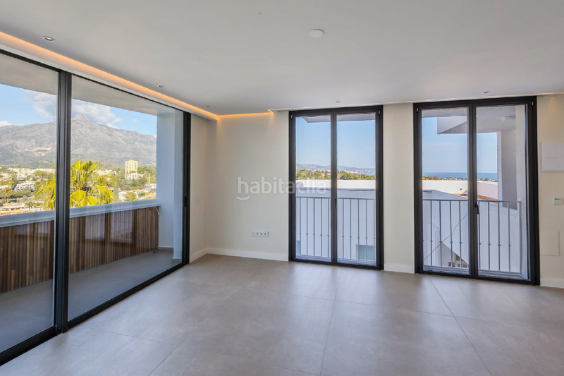 Foto 98f1bf82-429e-457c-b52e-4d7103f37198. Apartamento en Nueva Andalucía centro Marbella