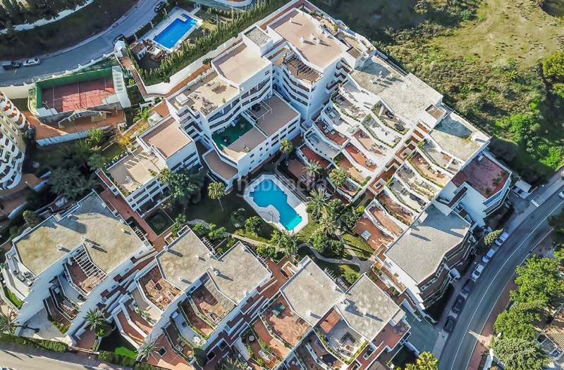 Foto f53b1cde-57f9-427b-bba7-ae253745caad. Appartement dans Nueva Andalucía centro Marbella