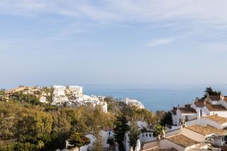 Penthouse in Zona Centro Comercial Torrequebrada. Ático duplex exclusivo de 3 dormitorios con vistas al mar en tor