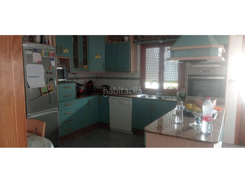 Foto 9d7150ef-3087-44a9-9a77-72a2d552295e. Casa  en venta en Baza