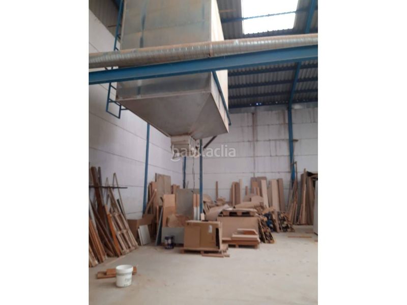Foto 40a3bef6-a1e6-4b37-97d4-b4765921baa9. Nau industrial a Baza
