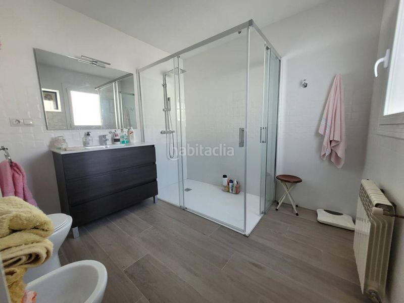 Foto 953dd6b8-5edd-4df4-ac56-9d42b1762087. Casa  en venta en Baza