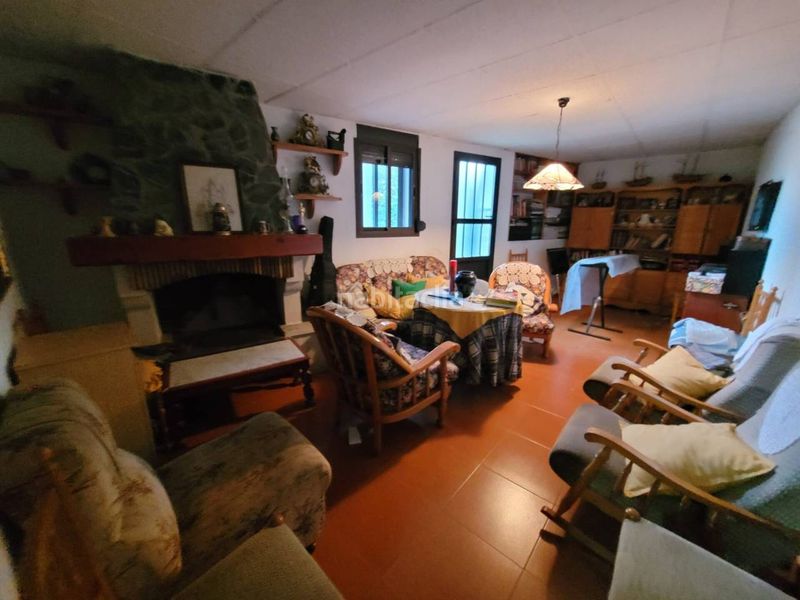 Foto a41264c0-fd46-4aff-be87-815f483c0381. Casa  en venta en Baza