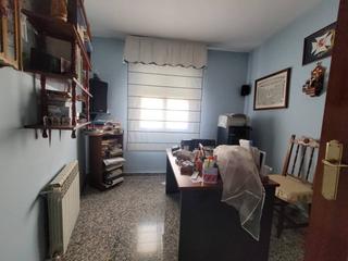 Casa a Baza. Casa en venta en baza