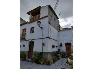 Casa a Baza. Casa en venta en baza