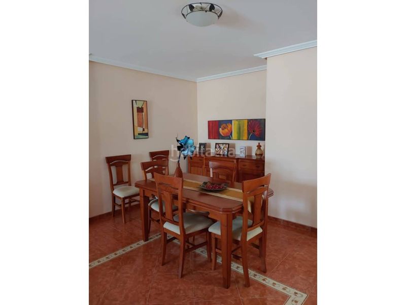 Foto 987589e4-5fc4-4118-9300-d4791c7abf08. Piso venta de piso en Baza